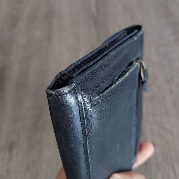 Fossil Vintage Black Genuine Leather Trifold Wallet - Picture 6 of 8
